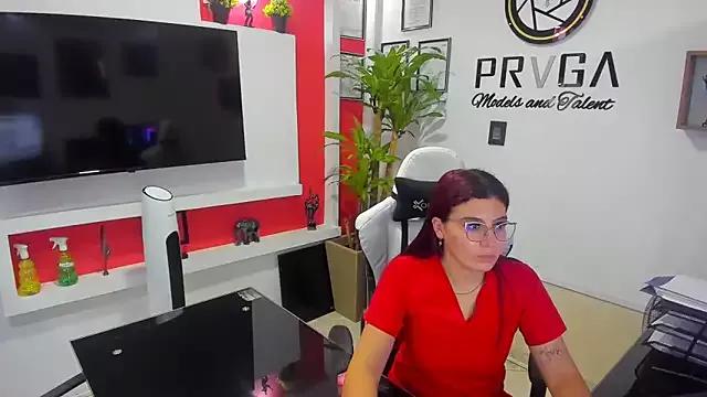 annyfischer from StripChat is Freechat
