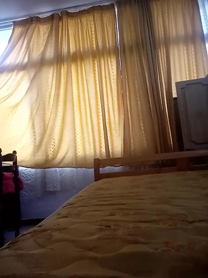 ArabiaSquirts from StripChat