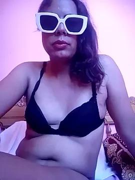 ArabiaSquirts from StripChat