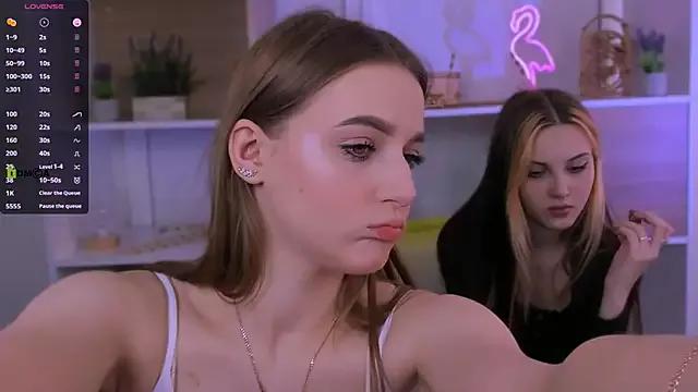 Girls free live sex cams: Check out the satisfaction of typing and cam2cam with our sensual livestreamers, who will teach you all about temptation and desires with their smoking hot physiques.