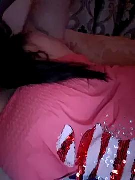 Ariana381 from StripChat is Freechat