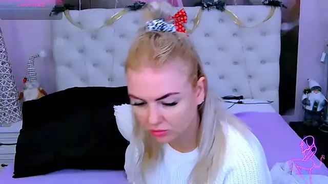 ArianaXDior from StripChat