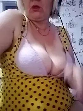 Ariel_Flower from StripChat is Freechat