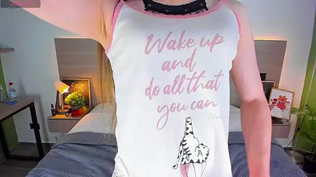 arielmishel from StripChat is Freechat