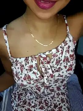 Girls free live sex cams: Check out the satisfaction of typing and cam2cam with our sensual livestreamers, who will teach you all about temptation and desires with their smoking hot physiques.