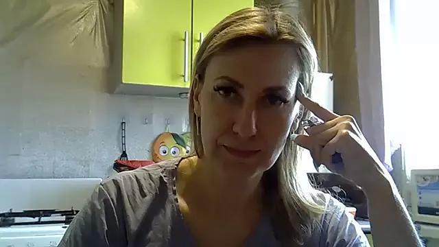 AshleyXHoney from StripChat is Freechat