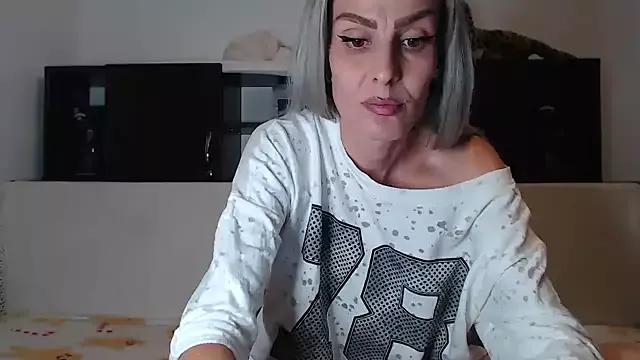 AshlineKatte from StripChat is Freechat