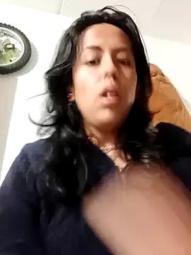 ashly_evers from StripChat is Freechat