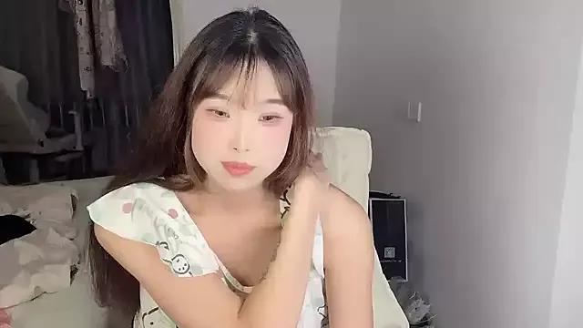 Aurora112 from StripChat is Freechat