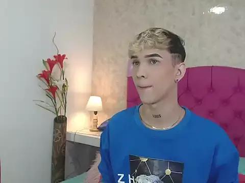 AustinPrice from StripChat is Freechat