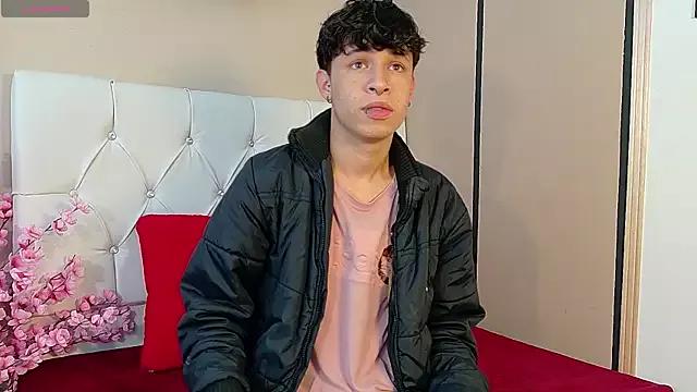 Axel__Evans from StripChat is Freechat