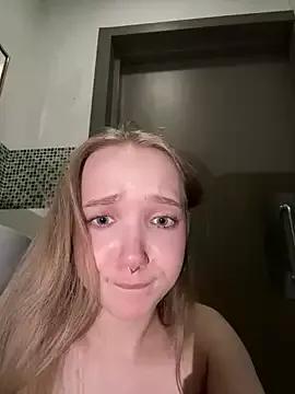 Photos of bambi_lu from StripChat is Freechat