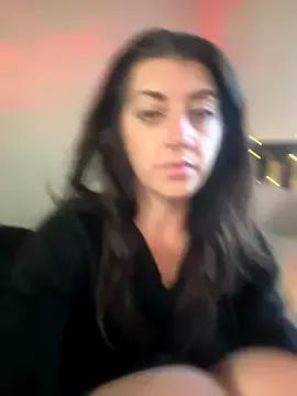 Bambieyez4 from StripChat is Freechat
