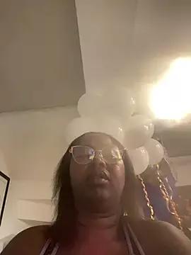 BambiWoman from StripChat is Freechat