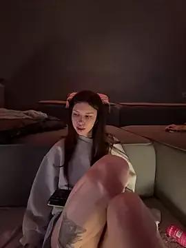 Girls free live sex cams: Check out the satisfaction of typing and cam2cam with our sensual livestreamers, who will teach you all about temptation and desires with their smoking hot physiques.