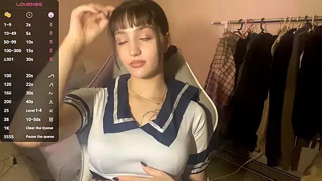beatrice_martel from StripChat is Freechat