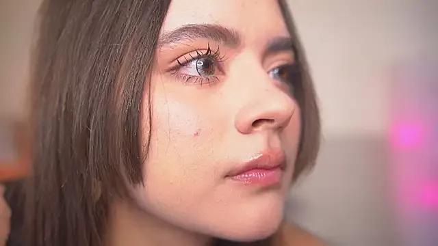 beatrishaa from StripChat is Freechat