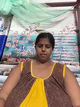 Beauty-queen from StripChat is Freechat