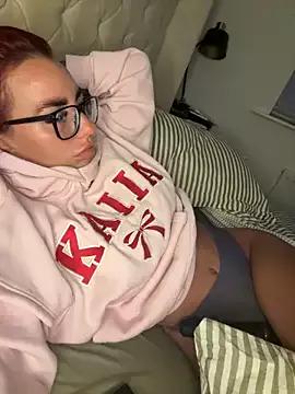 BELLABLACKXUK from StripChat is Freechat