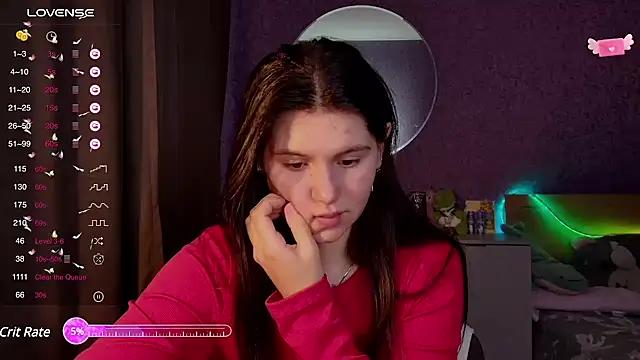 bellaelya from StripChat