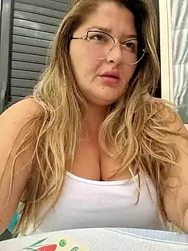 BellaMonella88 from StripChat is Freechat