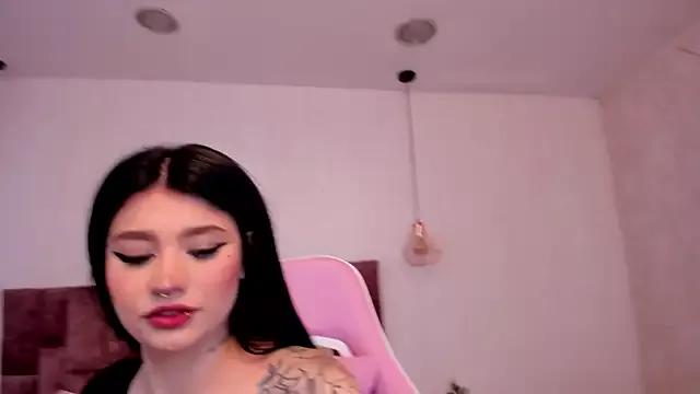 BELLASEXXX from StripChat