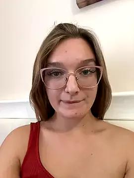 Bellatrisssaa from StripChat is Freechat