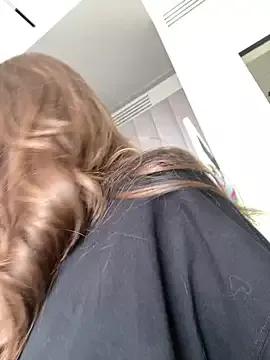 Beverly_Hilll from StripChat is Freechat