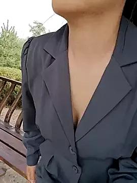 Girls free live sex cams: Check out the satisfaction of typing and cam2cam with our sensual livestreamers, who will teach you all about temptation and desires with their smoking hot physiques.