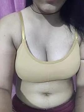 Spur your dreams, talk and cam2cam with smoking hot bigclit and assplay freechat cam hosts. Our picks of naughty trimmed-white, strapon & cheapest-privates-white live cams will incite your thirst. Discover their live productions here for free!