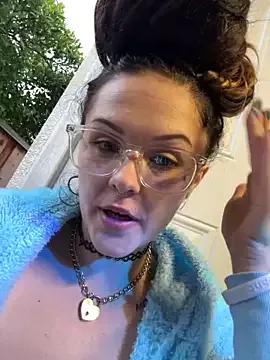 Satisfy your silliest adult broadcasting sex cam whims with our tattoo page. With so many popular tattoo performers to select from