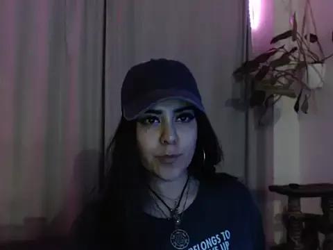 bluegoddessstoned from StripChat is Freechat
