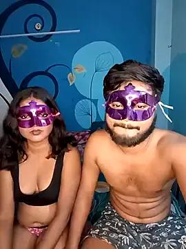 Bold_Couple02 from StripChat is Freechat