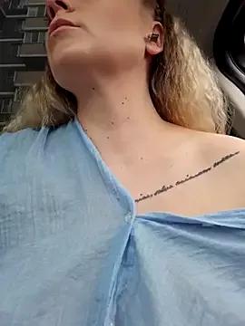 Release your wackiest adult streaming sex cam whims with our squirt page. With so many popular squirt free live sex cams to sort from