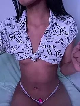 bonnie_18x from StripChat is Freechat