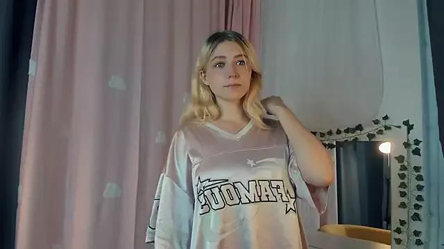 BonnieBodway from StripChat is Freechat
