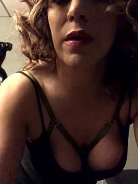 bossbb401 from StripChat