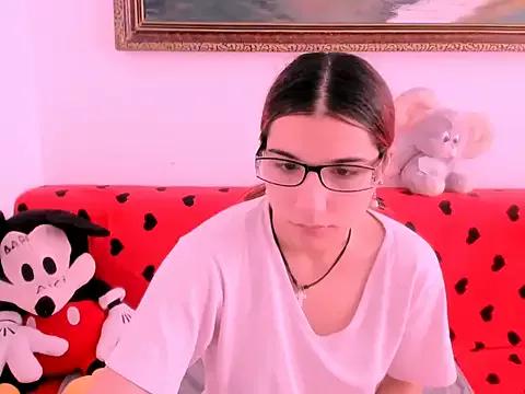 briellaKiss from StripChat is Freechat