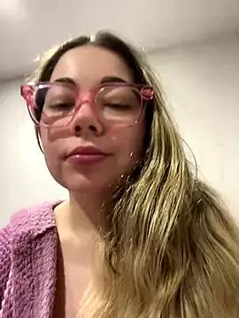 Girls free live sex cams: Check out the satisfaction of typing and cam2cam with our sensual livestreamers, who will teach you all about temptation and desires with their smoking hot physiques.