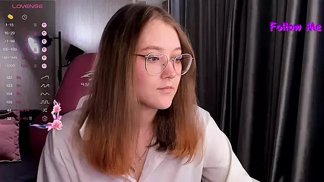 bunny_bubble from StripChat is Freechat