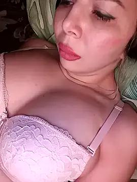 BunnyFoxy777 from StripChat is Freechat