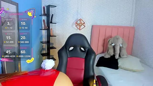 CALANTHELOVE1 from StripChat is Freechat