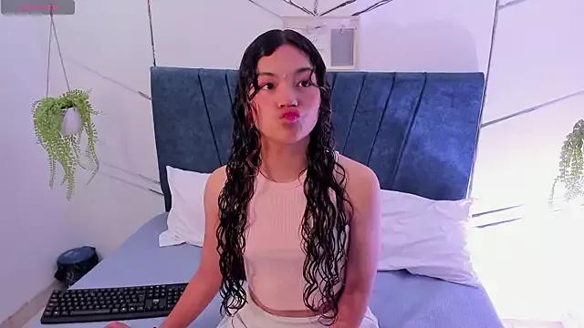 Camilla_Miller01 from StripChat is Freechat