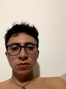 CamiRojas_boy from StripChat is Freechat