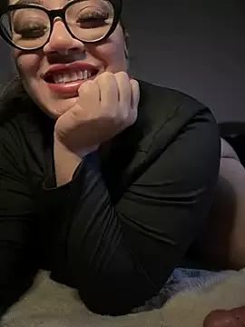 Checkout your silliest wishes with our choice of games cam hosts, featuring big melons, round and tight punanies.