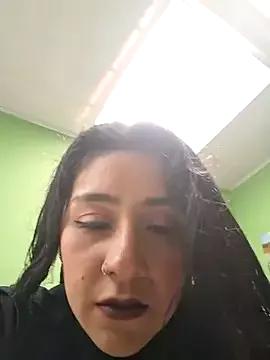 CAROLINE__21 from StripChat is Freechat