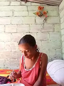 CarolineHans from StripChat is Freechat