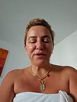 CarrieLoveX from StripChat