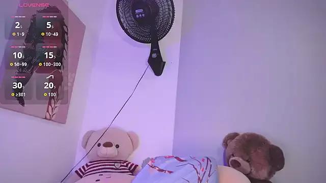 CathaleyaSex from StripChat is Freechat