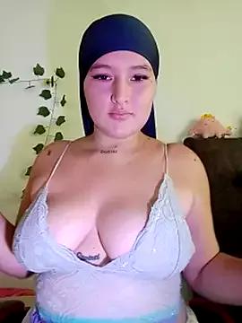 Celeste_camila18 from StripChat is Freechat
